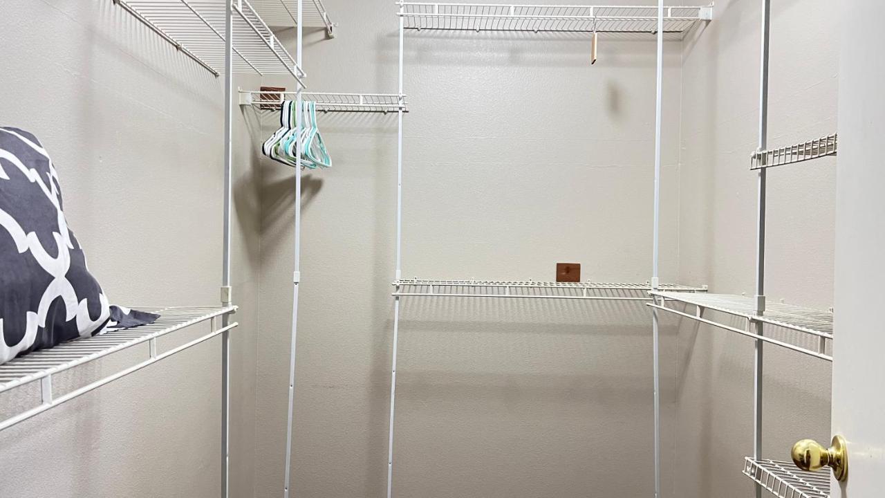 Sweet Spacious 5 Bdrm Home With Pool 拉斯维加斯 外观 照片
